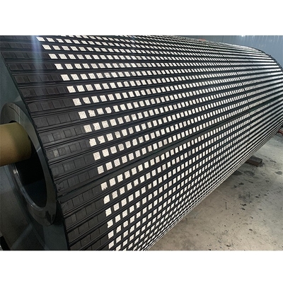 Ralentissement en caoutchouc de Dimple Ceramic Tile Embedded In pour la largeur de la poulie 500mm de convoyeur