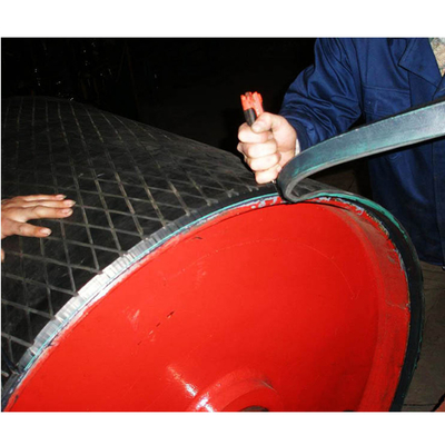 Petit ralentissement de Diamond Groove Rubber Conveyor Pulley avec la couche de collage