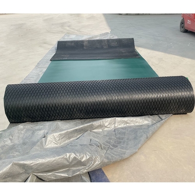 Ralentissement de poulie de Diamond Groove Rubber Sheet For de tambour de convoyeur
